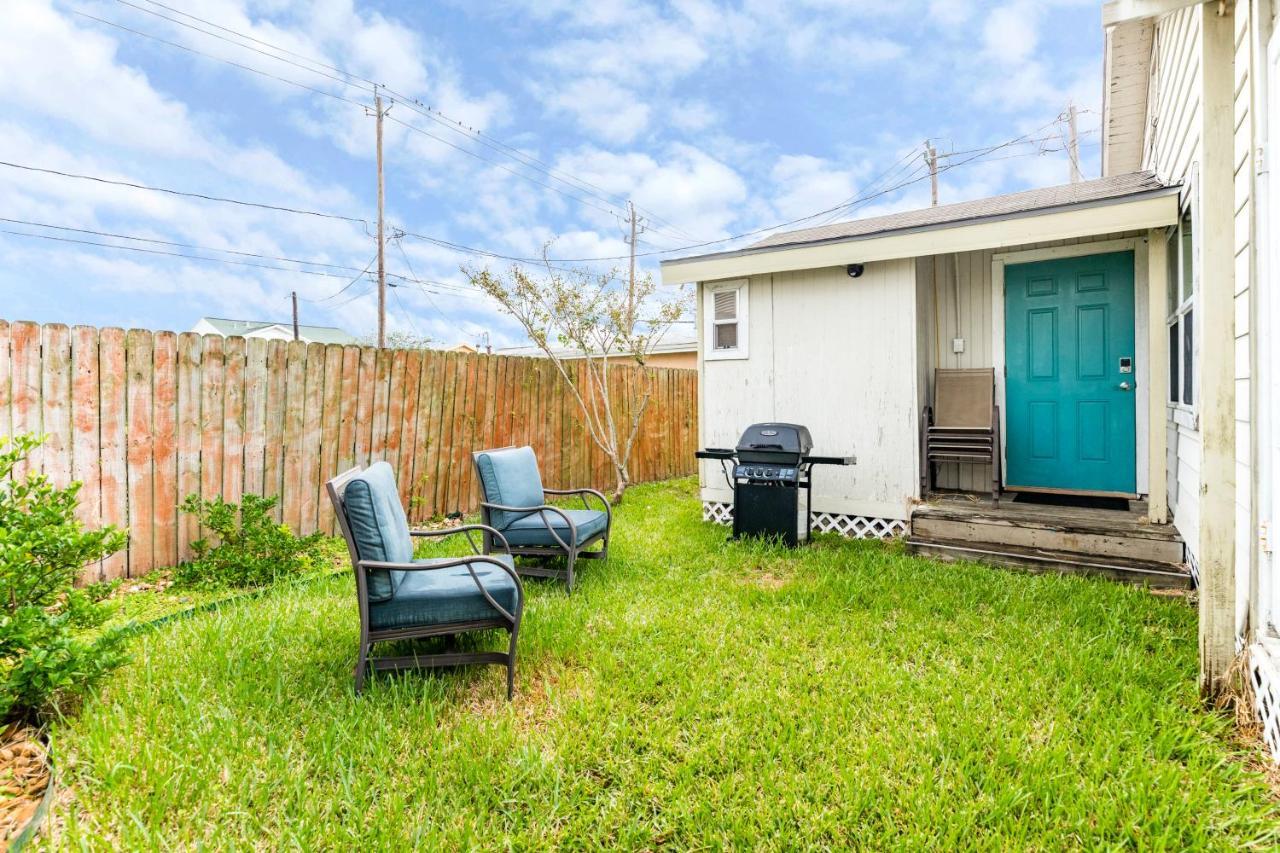 Vacation Victory Villa Galveston Exterior photo